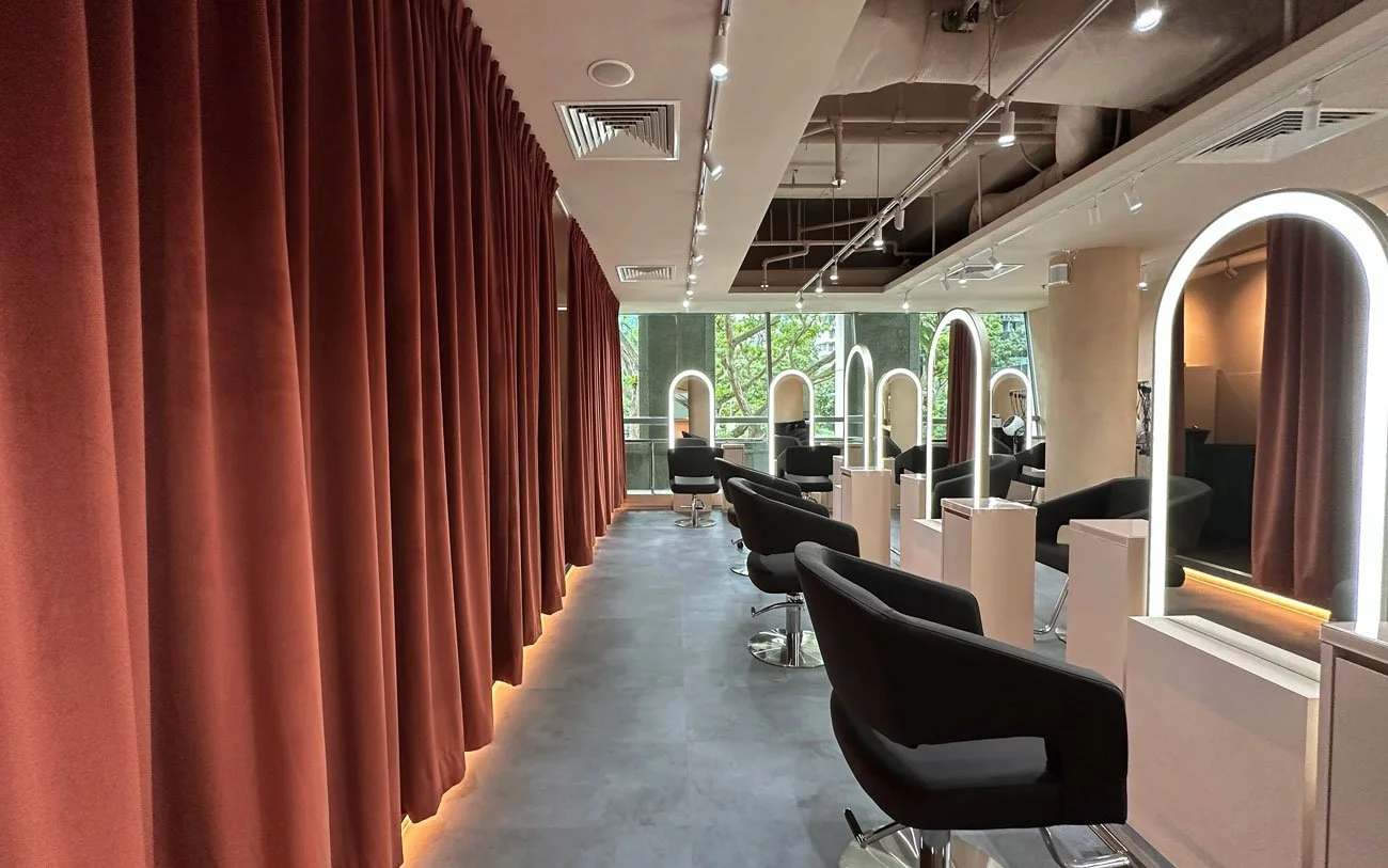 Warm earthy tones for a cozy experience at Be Salon Wheelock Place Orchard